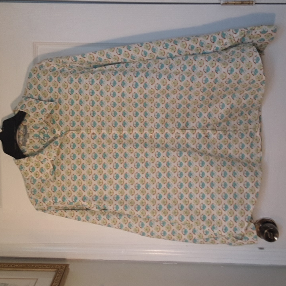 Foxcroft tailored no-iron shirt size 14 long sleeve.